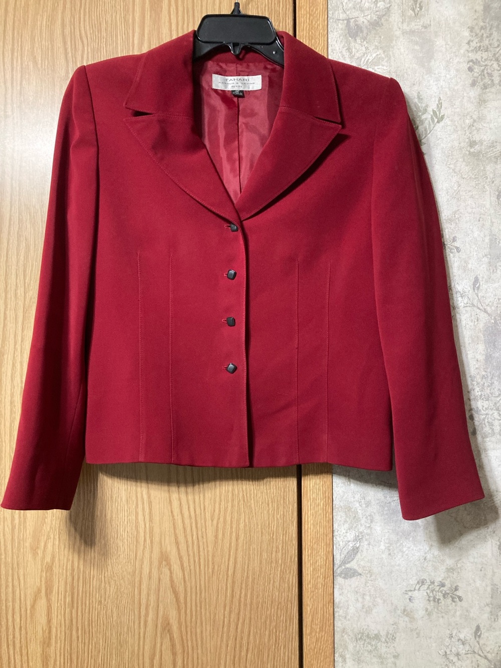 Tahari Deep Red Cranberry Tailored Blazer Jacket 12P